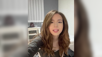 Pokimane Big Booty In Tight Jeans Live Twitch Stream Leaked Video