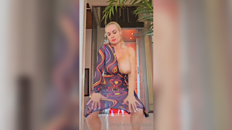 Cocoaustin Busty Milf Remove Her Clothes Shows Her Fat Ass OnlyFans Leaked Video