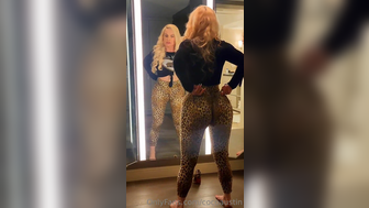 Cocoaustin Naughty Blonde Slut Wearing A Tight Jean OnlyFans Video