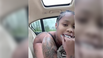 Realpocaahontas Big Busty Babe Shaked Her Booty While Bendsover In Car Onlyfans Leaked Video