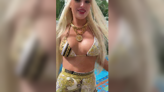 Bella Thorne Cute Bikini Babe Chatting Near Pool Onlyfans Leaked Video