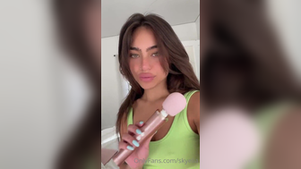 skyelia Mixed Asian Girl Ready To Try Her New Vibrator On Her Pussy Onlyfans Leaked Video