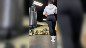 Sexy Gym Girl Sucks A Stranger's Cock And Gets Fucked While At Gym Video