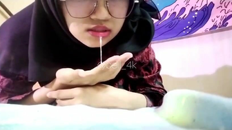 DS Astrab3lle Horny Teen Shows Her Tits And Pussy Teasing Video