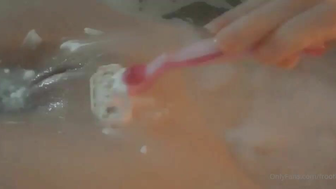Frootbabie Amazing Babe Tease Her Pierced Tits and Shaving her Pussy in Bathtub Onlyfans Video