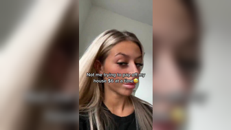 Amateur Teen Teasing Her Fans Leaked Video