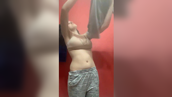 Busty 18 Years Old Babe Showing Her Tits And Rubbing Clit In A Changing Room Video
