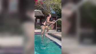 Rapunzel1333 Slut Get Out Of The Pool Wearing Bikini OnlyFans Video