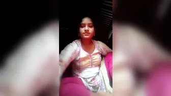 Watch amazing muslim bhabhi’s pussy itching on married in video call
 Indian Video