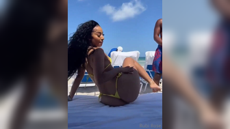 Rubi Rose OnlyFans Outdoor Twerking Porn Video 1