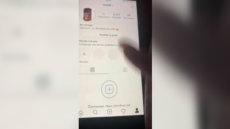 Gorgeous french girl lea shows her nipples on periscope