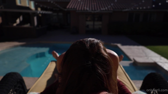 Onlykarli Lovely Thot Fucking Outdoor Near The Pool Video