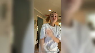 Maggiesprivates Pretty Teen Removes Her Clothes While Dancing OnlyFans Video