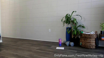 Realitywithriss.vip Fit Girl Working Out till Gets Sweaty Onlyfans Video