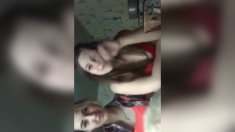 Gorgeous russian girl shows her nice titties on periscope