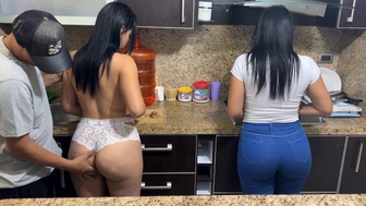 Stepmom-Lust Beautiful 18 Year Old Stepdaughters Cooking Because They Must Feed Their Stepfather