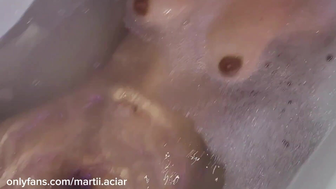 Martii18 Sucking Bestfriend In Bathtub And Getting Painful Deep Fuck Onlyfans Video