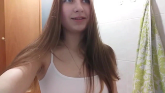 Sexy russian girls teasing in the bathroom on periscope